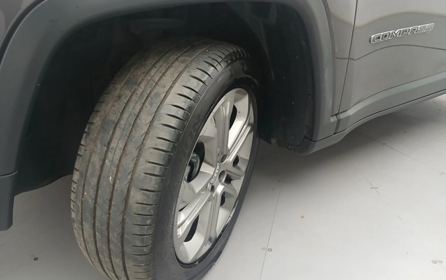 imagem-https://www.socarrao.com.br/sc-vehicle-images-prod/3979008/1789892785014-1_030336.jpg