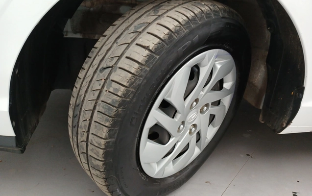 imagem-https://www.socarrao.com.br/sc-vehicle-images-prod/3979012/1789892793577-1_030343.jpg