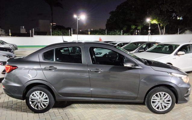 imagem-https://www.socarrao.com.br/sc-vehicle-images-prod/3979020/1789892806858-1_093948.jpg