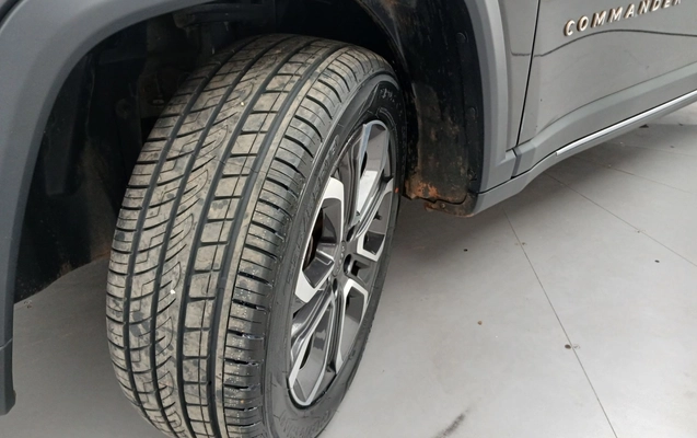 imagem-https://www.socarrao.com.br/sc-vehicle-images-prod/3979066/1789892846114-1_030300.jpg