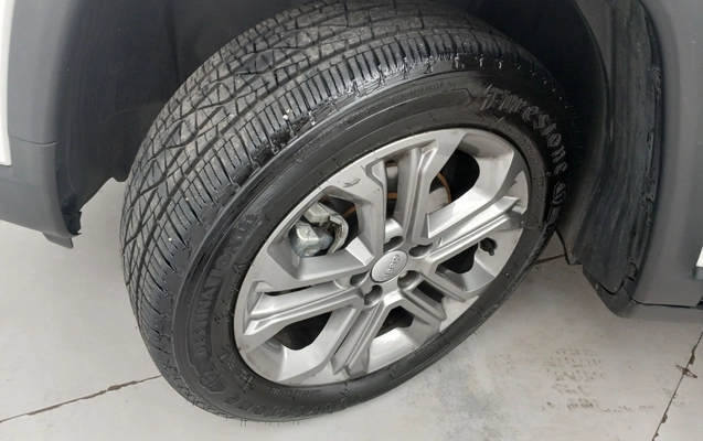 imagem-https://www.socarrao.com.br/sc-vehicle-images-prod/3979100/1789892867434-1_102124.jpg