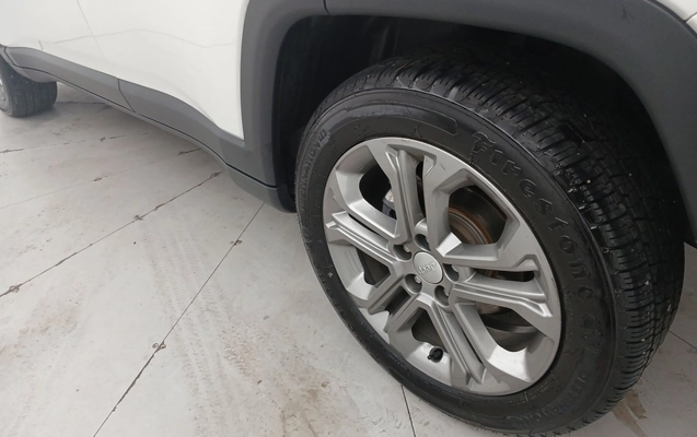 imagem-https://www.socarrao.com.br/sc-vehicle-images-prod/3979100/1789892867434-1_102125.jpg