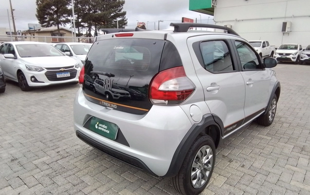 imagem-https://www.socarrao.com.br/sc-vehicle-images-prod/3979156/1789892913820-1_044741.jpg