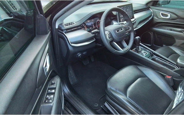 imagem-https://www.socarrao.com.br/sc-vehicle-images-prod/3979170/1789892919647-2_051604.jpg