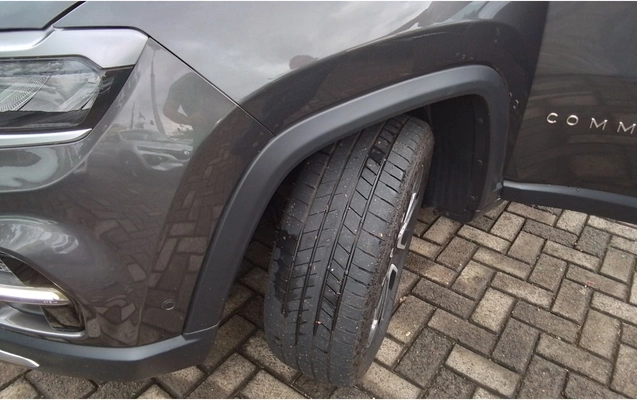 imagem-https://www.socarrao.com.br/sc-vehicle-images-prod/3979226/1789893074540-1_041817.jpg