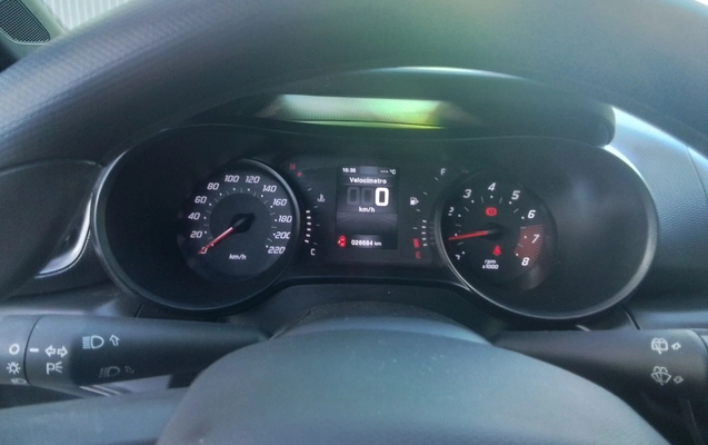 imagem-https://www.socarrao.com.br/sc-vehicle-images-prod/3979229/1789893078361-1_041508.jpg