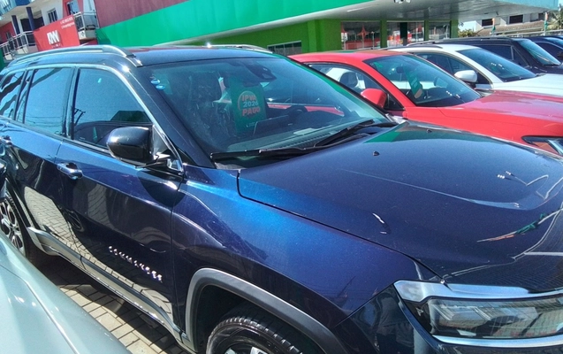 imagem-https://www.socarrao.com.br/sc-vehicle-images-prod/3979390/1789893341302-2_031613.jpg