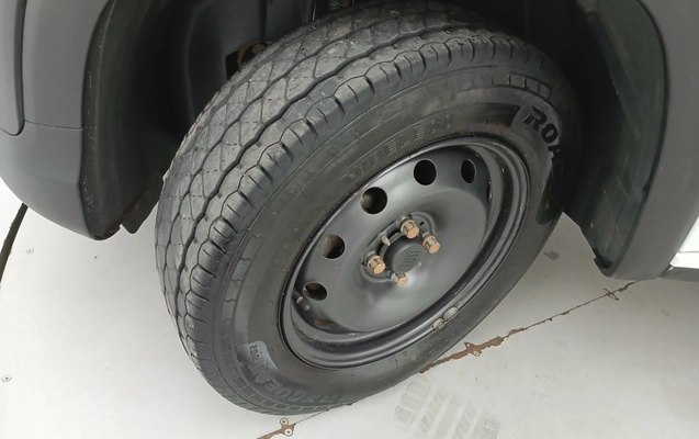imagem-https://www.socarrao.com.br/sc-vehicle-images-prod/3979393/1789893342172-2_032155.jpg