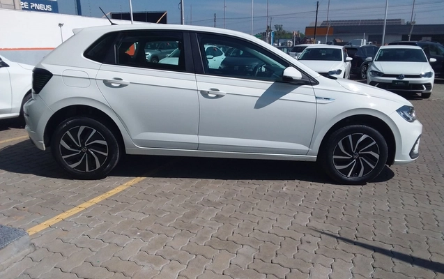 imagem-https://www.socarrao.com.br/sc-vehicle-images-prod/3979411/1789893379108-1_095806.jpg