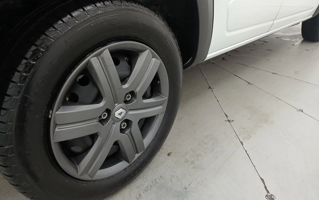 imagem-https://www.socarrao.com.br/sc-vehicle-images-prod/3979517/1789893679679-1_123907.jpg