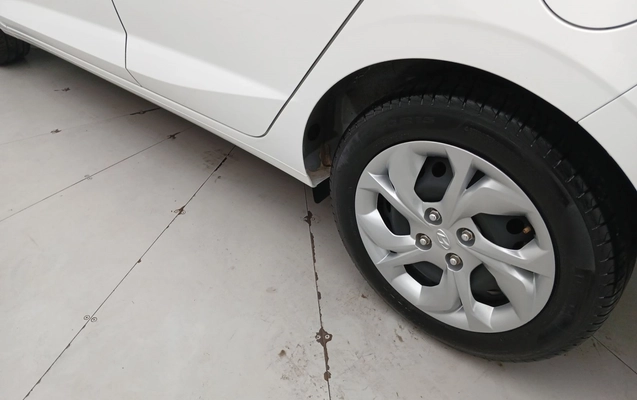 imagem-https://www.socarrao.com.br/sc-vehicle-images-prod/3979518/1789893680538-1_034627.jpg