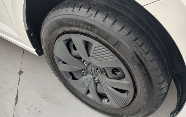 imagem-https://www.socarrao.com.br/sc-vehicle-images-prod/3979534/1789893709087-1_022947.jpg