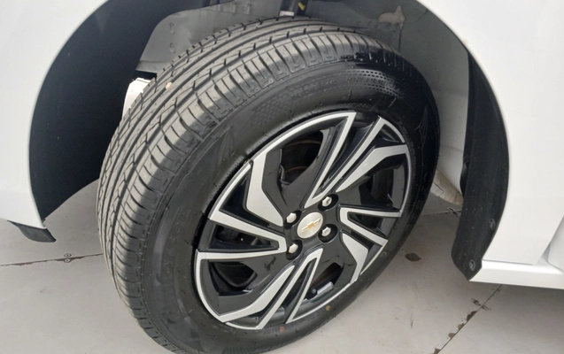 imagem-https://www.socarrao.com.br/sc-vehicle-images-prod/3979595/1789894918417-1_113324.jpg