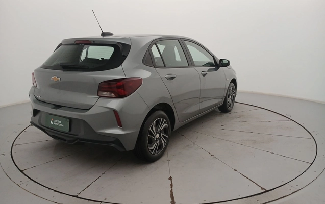imagem-https://www.socarrao.com.br/sc-vehicle-images-prod/3979613/1789895001676-2_053116.jpg