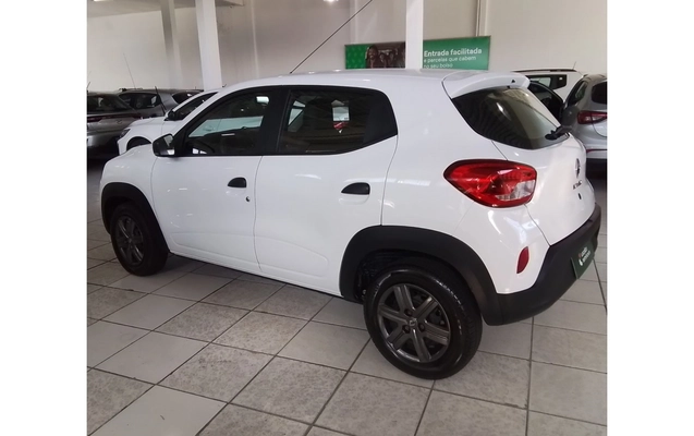 imagem-https://www.socarrao.com.br/sc-vehicle-images-prod/3980057/1789896170589-3_032928.jpg