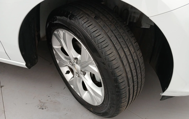 imagem-https://www.socarrao.com.br/sc-vehicle-images-prod/3980109/1789896835640-1_043958.jpg