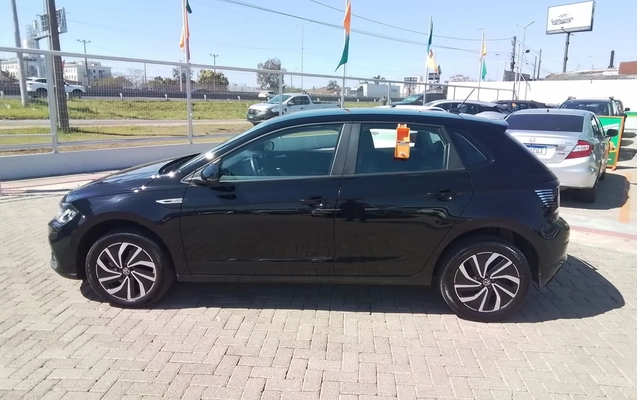 imagem-https://www.socarrao.com.br/sc-vehicle-images-prod/3980112/1789896851028-1_054658.jpg