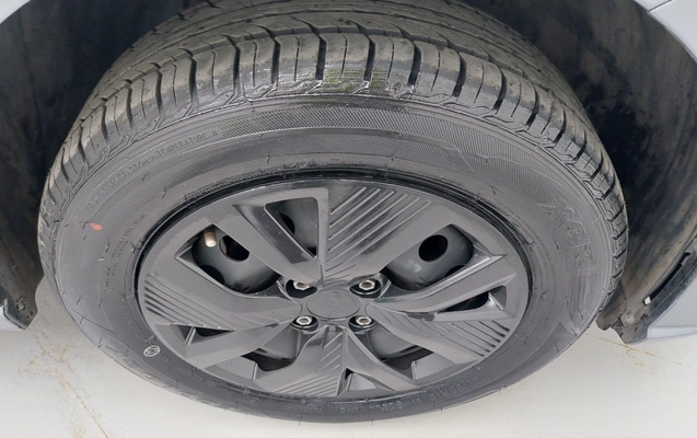 imagem-https://www.socarrao.com.br/sc-vehicle-images-prod/3980124/1789896884462-1_083035.jpg