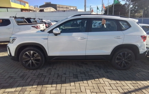 imagem-https://www.socarrao.com.br/sc-vehicle-images-prod/3980128/1789896894691-1_011352.jpg