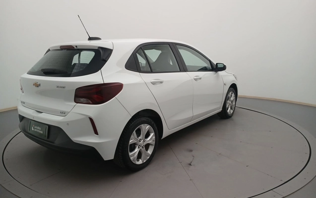 imagem-https://www.socarrao.com.br/sc-vehicle-images-prod/3980129/1789896902220-1_125908.jpg