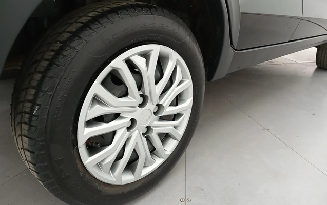 imagem-https://www.socarrao.com.br/sc-vehicle-images-prod/3980133/1789896923708-2_092648.jpg