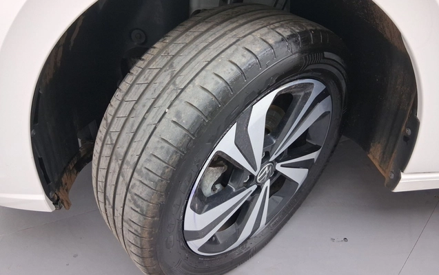 imagem-https://www.socarrao.com.br/sc-vehicle-images-prod/3980228/1789897330075-2_054305.jpg