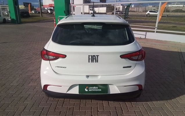 imagem-https://www.socarrao.com.br/sc-vehicle-images-prod/3980230/1789897339106-2_041051.jpg