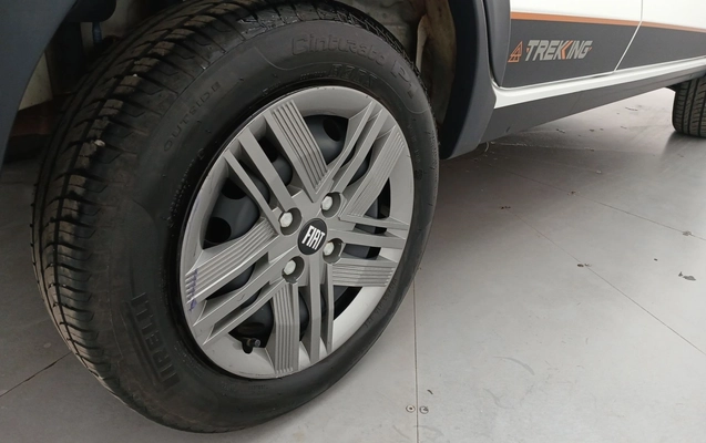 imagem-https://www.socarrao.com.br/sc-vehicle-images-prod/3980250/1789897407907-2_055432.jpg