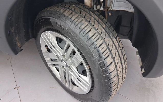 imagem-https://www.socarrao.com.br/sc-vehicle-images-prod/3980252/1789897414414-1_060627.jpg