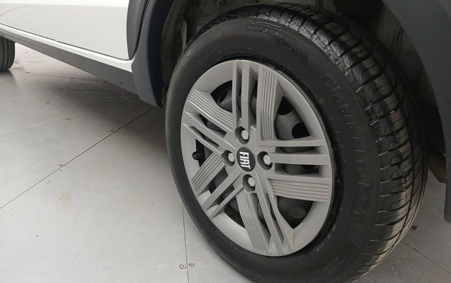 imagem-https://www.socarrao.com.br/sc-vehicle-images-prod/3980253/1789897414536-1_060651.jpg