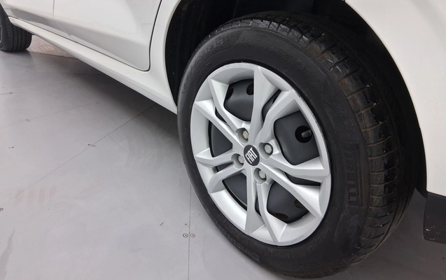 imagem-https://www.socarrao.com.br/sc-vehicle-images-prod/3980254/1789897415007-1_061106.jpg