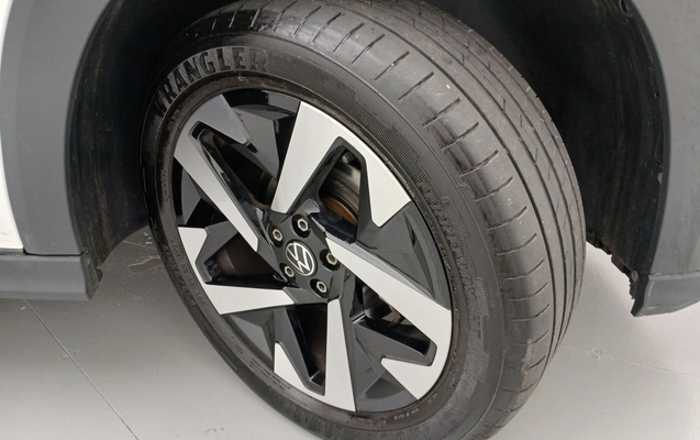 imagem-https://www.socarrao.com.br/sc-vehicle-images-prod/3980255/1789897424096-1_060535.jpg