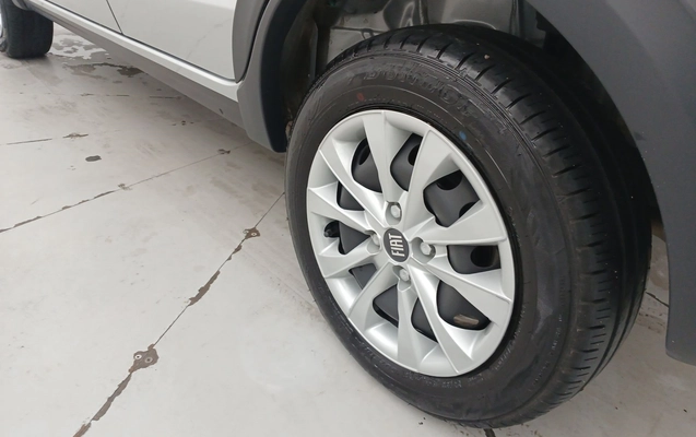 imagem-https://www.socarrao.com.br/sc-vehicle-images-prod/3980431/1789898340992-1_031107.jpg