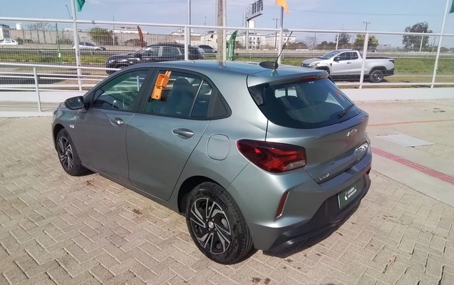 imagem-https://www.socarrao.com.br/sc-vehicle-images-prod/3980433/1789898346054-1_010650.jpg