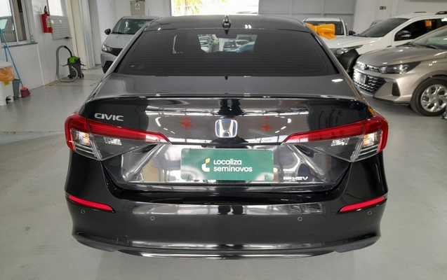 imagem-https://www.socarrao.com.br/sc-vehicle-images-prod/3980485/1789898397036-1_052340.jpg