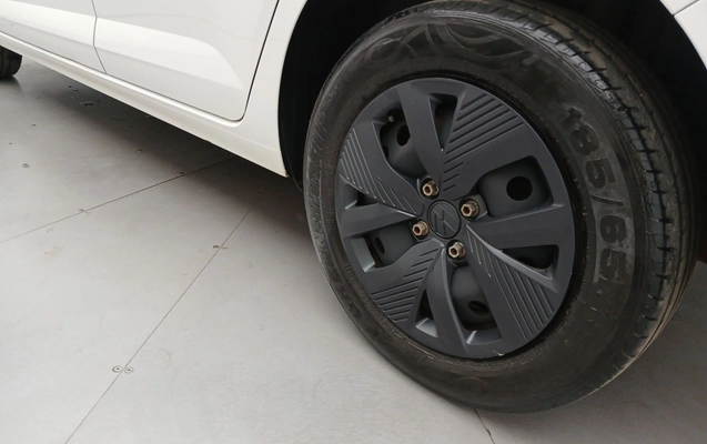 imagem-https://www.socarrao.com.br/sc-vehicle-images-prod/3980525/1789898460453-1_124718.jpg