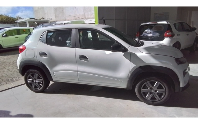 imagem-https://www.socarrao.com.br/sc-vehicle-images-prod/3980603/1789898572992-1_031245.jpg
