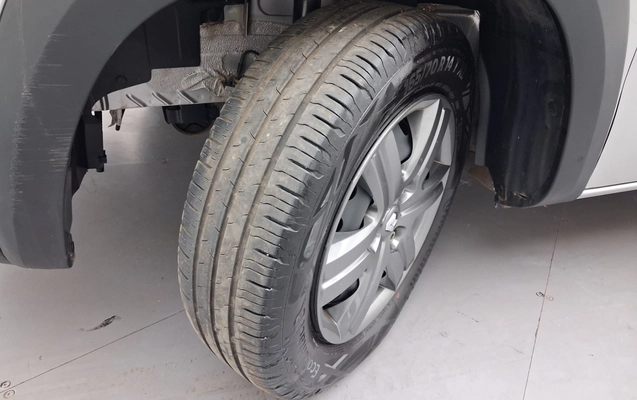 imagem-https://www.socarrao.com.br/sc-vehicle-images-prod/3980670/1789898740290-1_022154.jpg