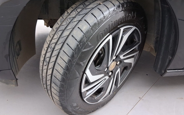 imagem-https://www.socarrao.com.br/sc-vehicle-images-prod/3980681/1789898799092-1_125317.jpg