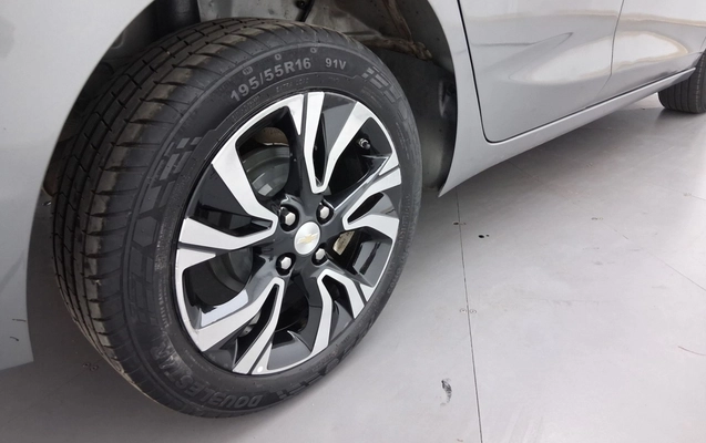 imagem-https://www.socarrao.com.br/sc-vehicle-images-prod/3980682/1789898800250-1_125338.jpg