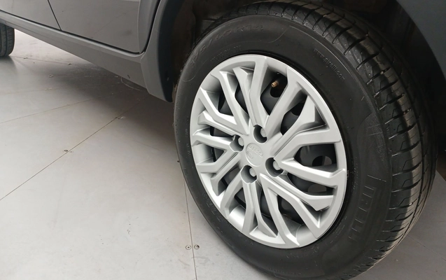imagem-https://www.socarrao.com.br/sc-vehicle-images-prod/3980694/1789898862591-1_125346.jpg