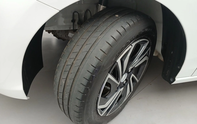 imagem-https://www.socarrao.com.br/sc-vehicle-images-prod/3980697/1789898876358-2_125109.jpg