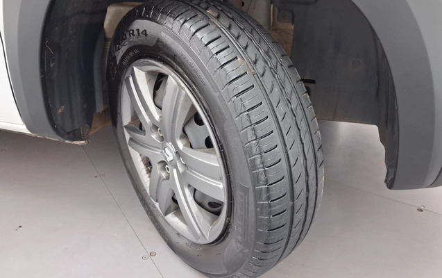 imagem-https://www.socarrao.com.br/sc-vehicle-images-prod/3980701/1789898916968-1_024858.jpg