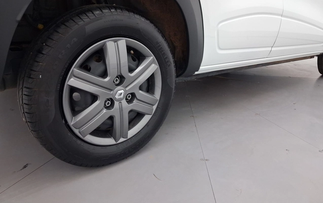 imagem-https://www.socarrao.com.br/sc-vehicle-images-prod/3980701/1789898916969-1_024900.jpg
