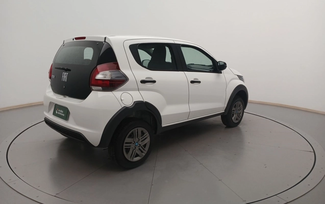 imagem-https://www.socarrao.com.br/sc-vehicle-images-prod/3980702/1789898916995-1_043721.jpg