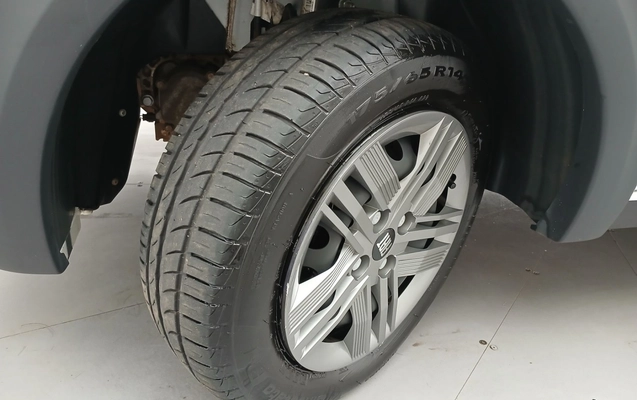 imagem-https://www.socarrao.com.br/sc-vehicle-images-prod/3980702/1789898917005-1_043727.jpg