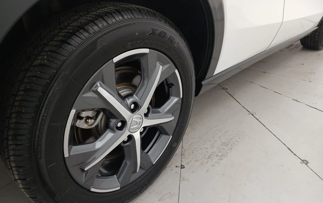 imagem-https://www.socarrao.com.br/sc-vehicle-images-prod/3980881/1789900334144-2_093042.jpg