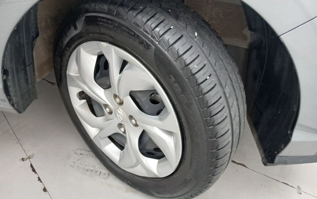 imagem-https://www.socarrao.com.br/sc-vehicle-images-prod/3981144/1789900998250-1_090101.jpg