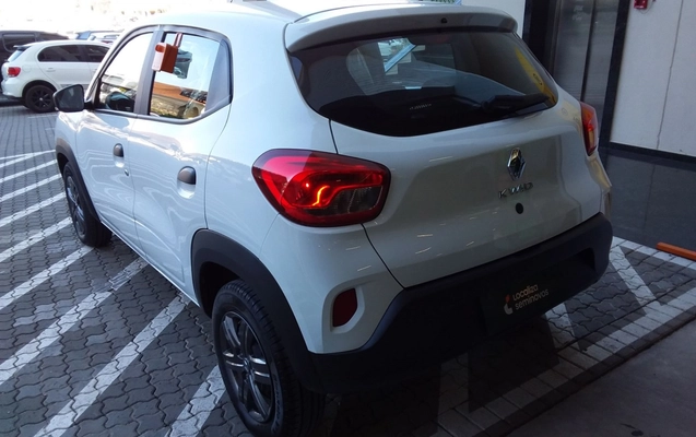 imagem-https://www.socarrao.com.br/sc-vehicle-images-prod/3981291/1789901171859-2_082356.jpg
