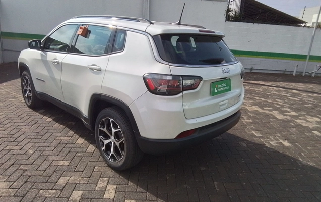 imagem-https://www.socarrao.com.br/sc-vehicle-images-prod/3981478/1789901363662-2_014422.jpg